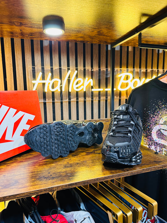 NIKE SHOX full black