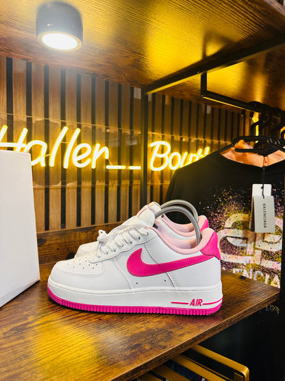 NIKE AIR FORCE white/pink