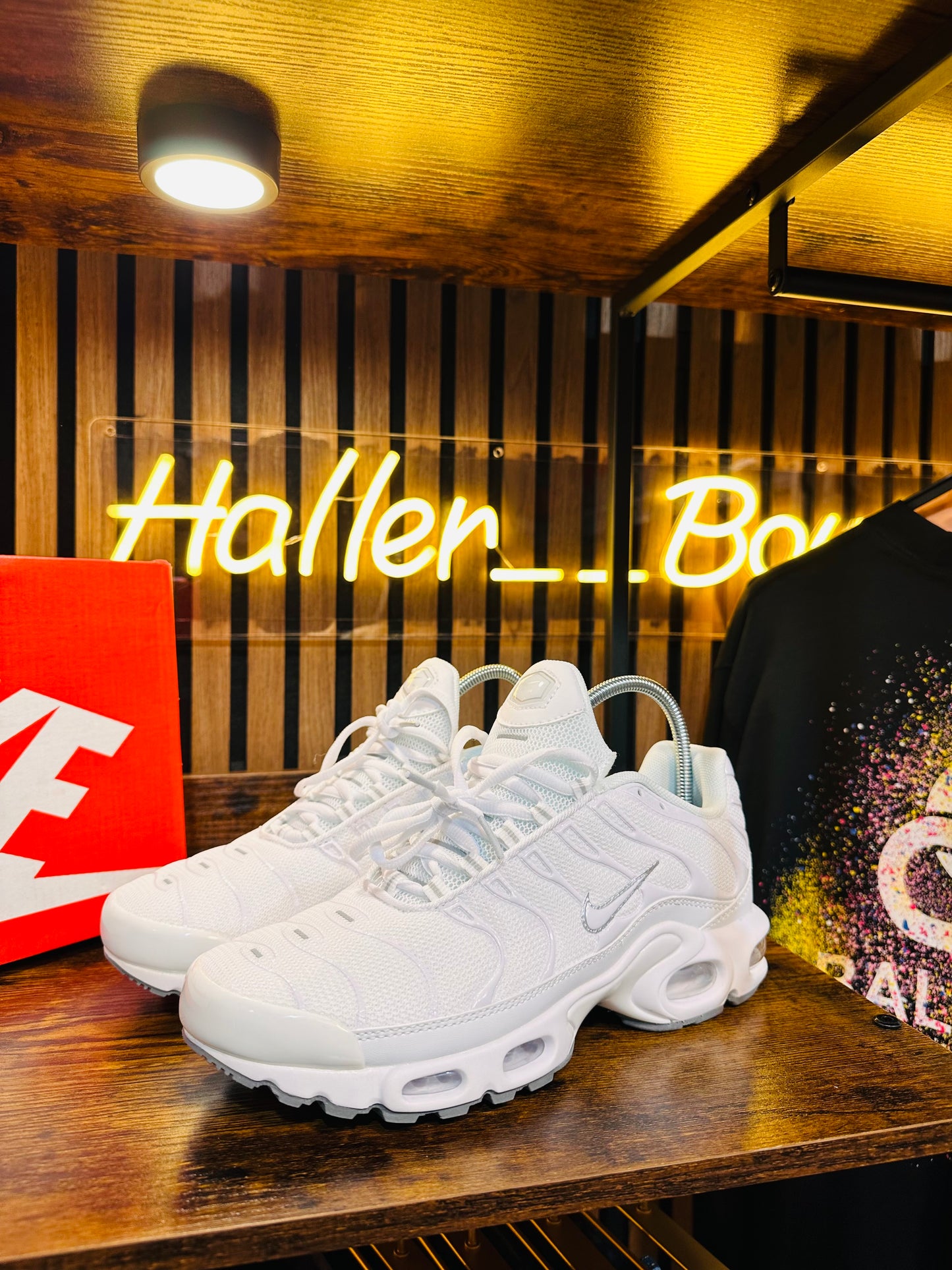 NIKE TN full white