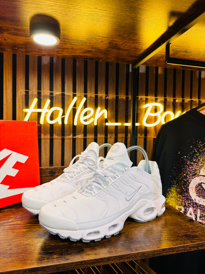 NIKE TN full white