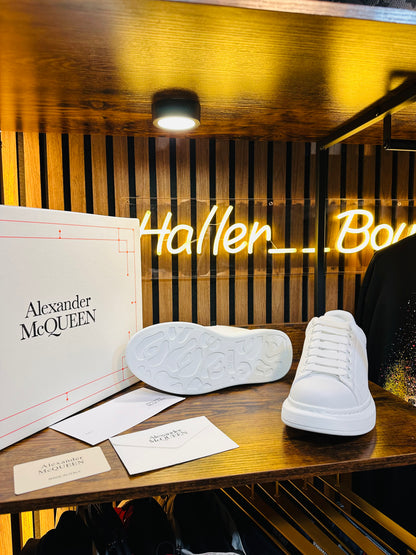 ALEXANDER MQUEEN Classic white