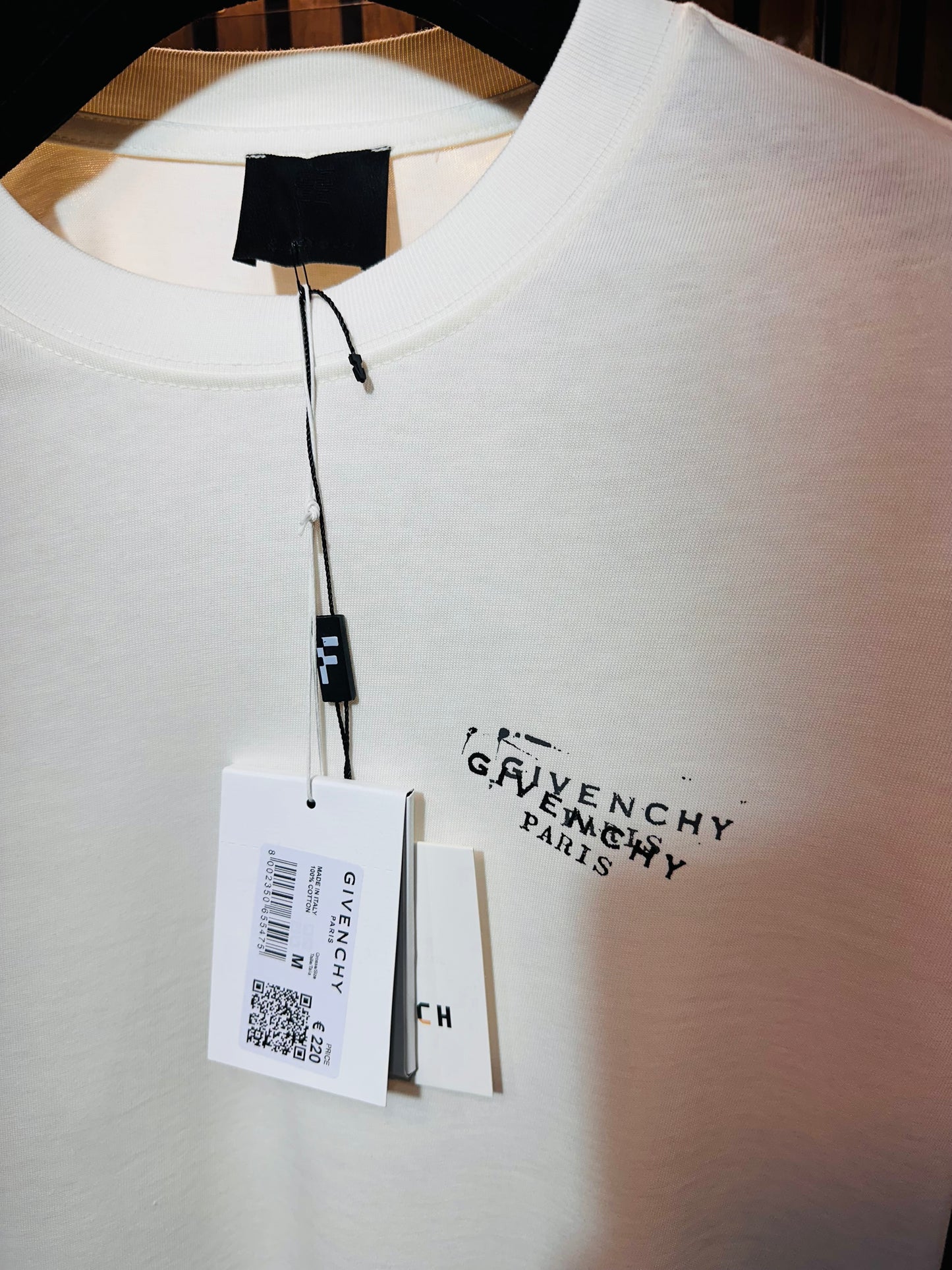 T-SHIRT GIVENCHY