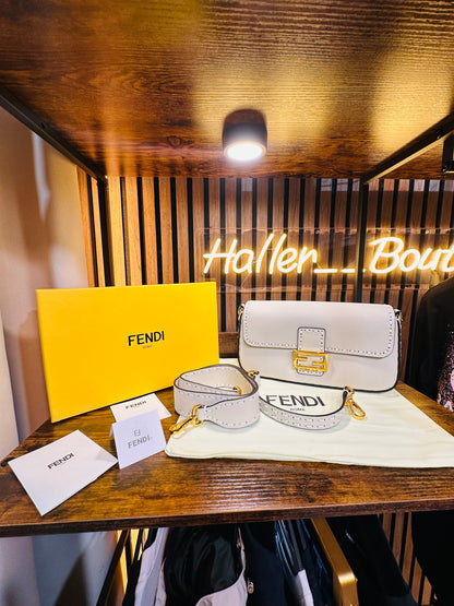 BAGUETTE BAG FENDI