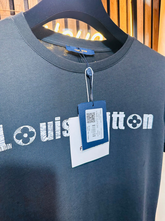 T-SHIRT LOUIS VUITTON ￼