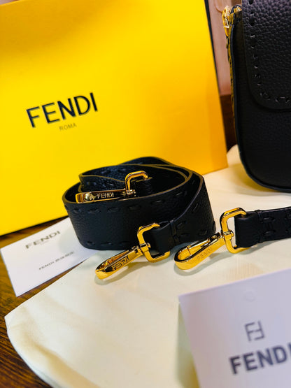 BAGUETTE BAG FENDI