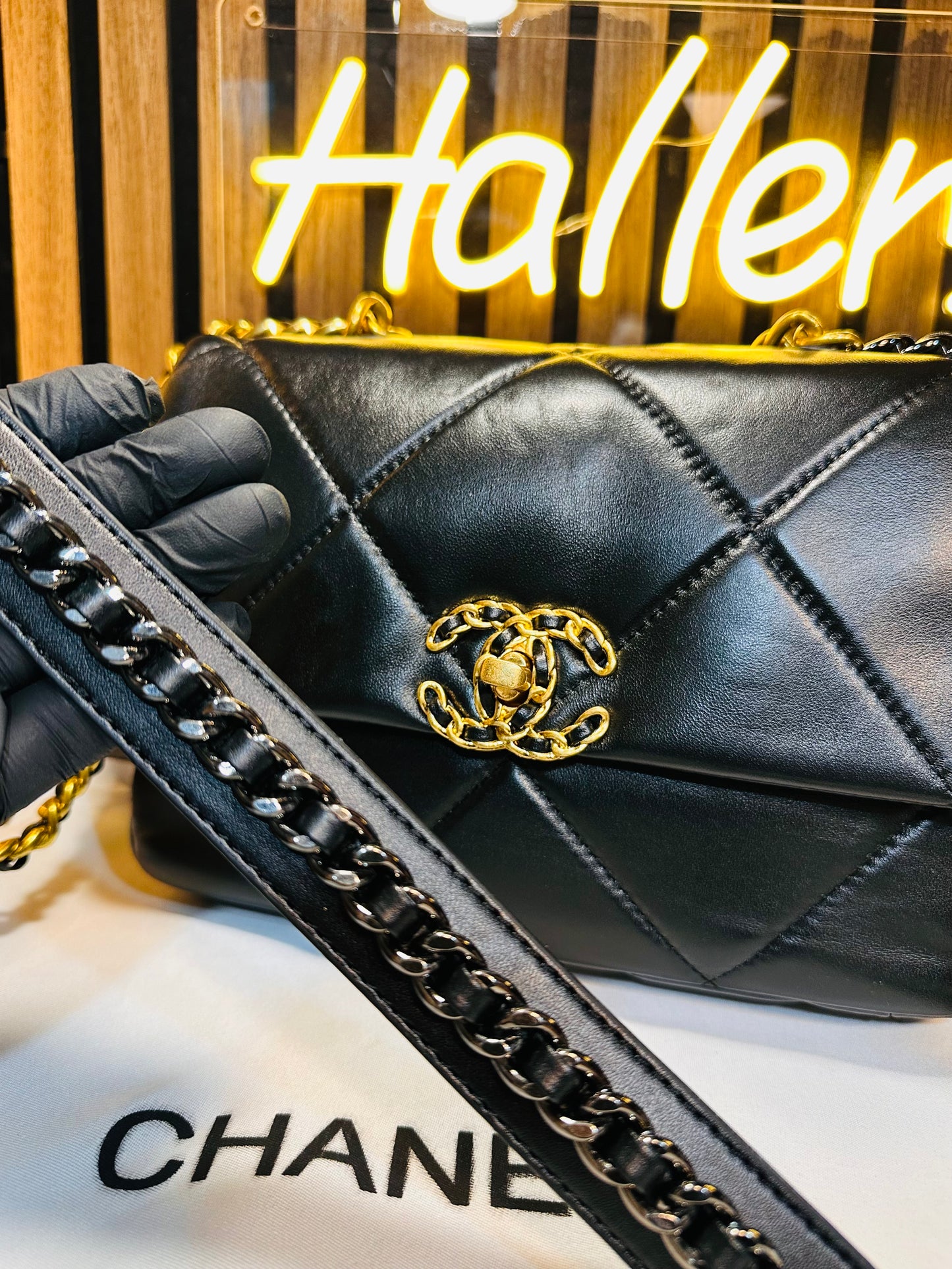 FLAB BAG CHANEL