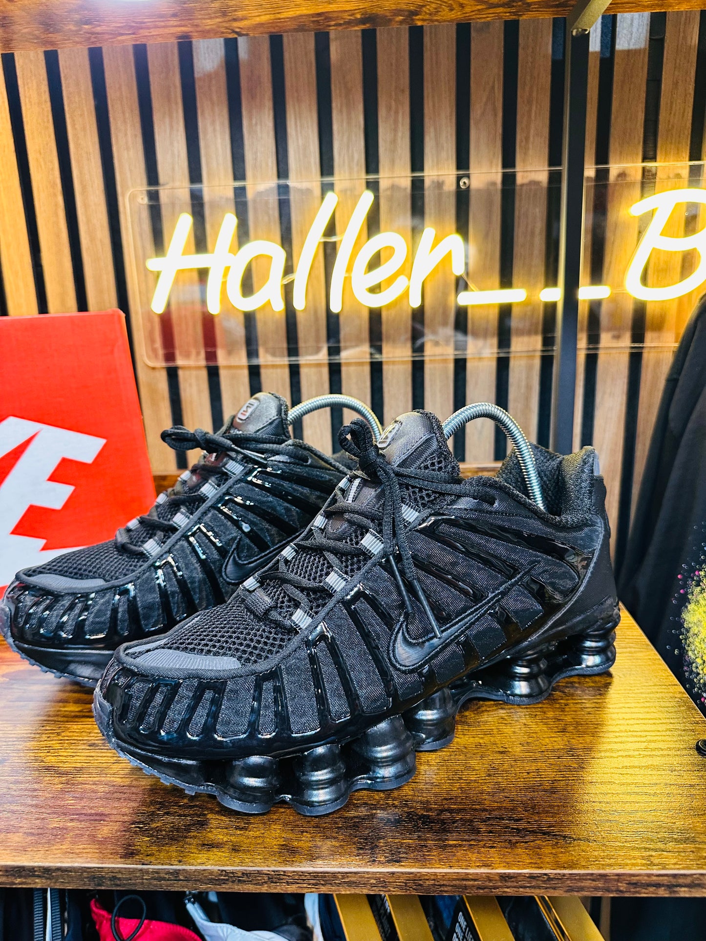 NIKE SHOX full black