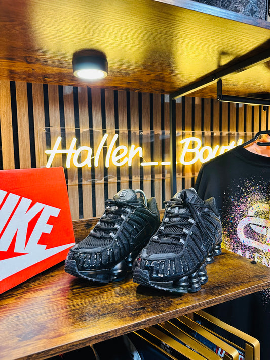NIKE SHOX full black