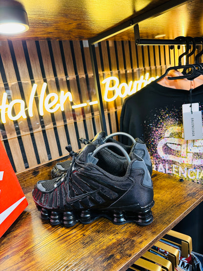 NIKE SHOX full black
