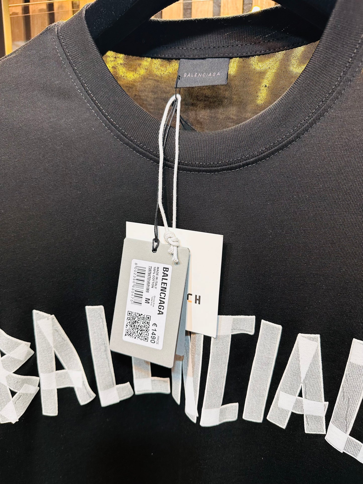T-SHIRT BALENCIAGA