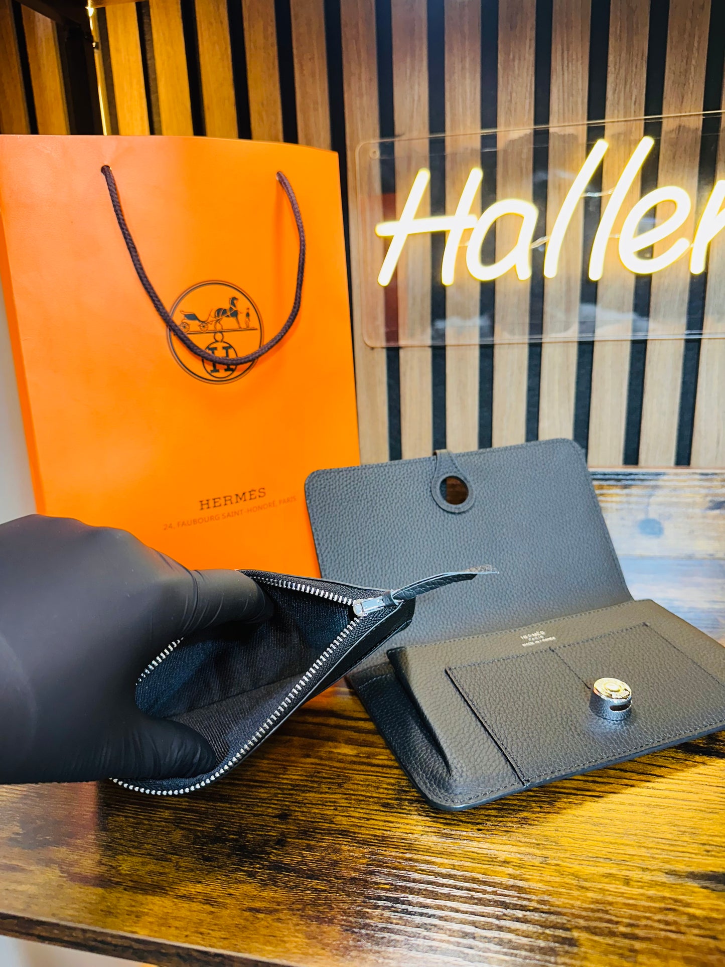HERMES DOGON WALLET